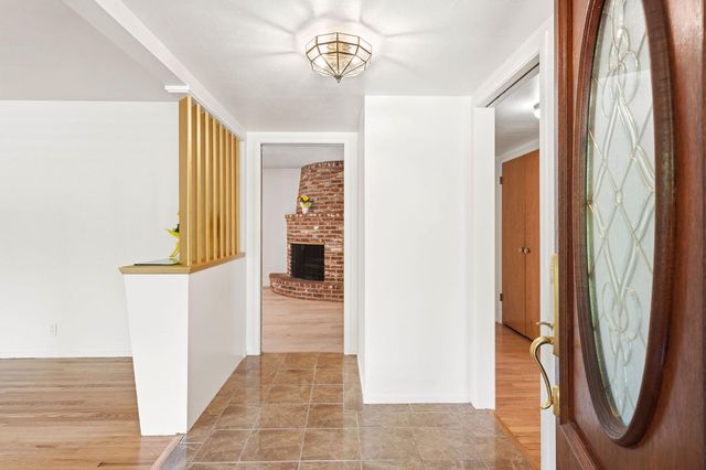 1410 Sherwood Ave, Sacramento, CA 95822