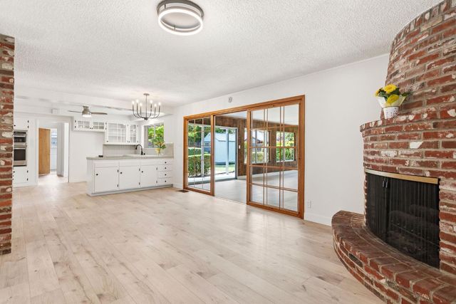 1410 Sherwood Ave, Sacramento, CA 95822