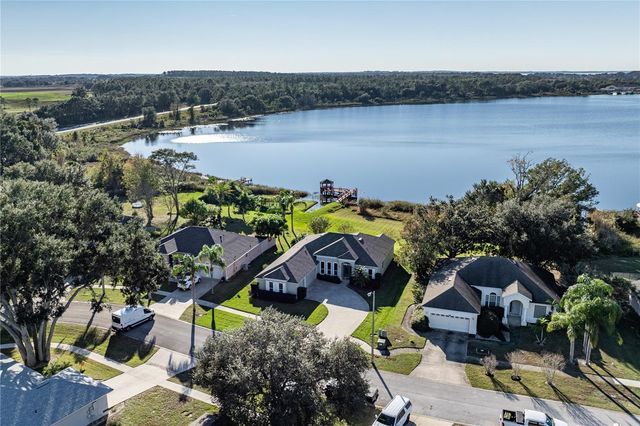 3804 BAYSHORE CIRCLE, Tavares, FL 32778