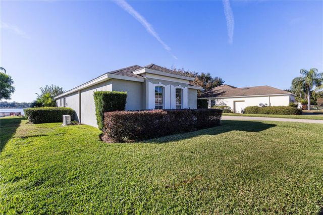 3804 BAYSHORE CIRCLE, Tavares, FL 32778