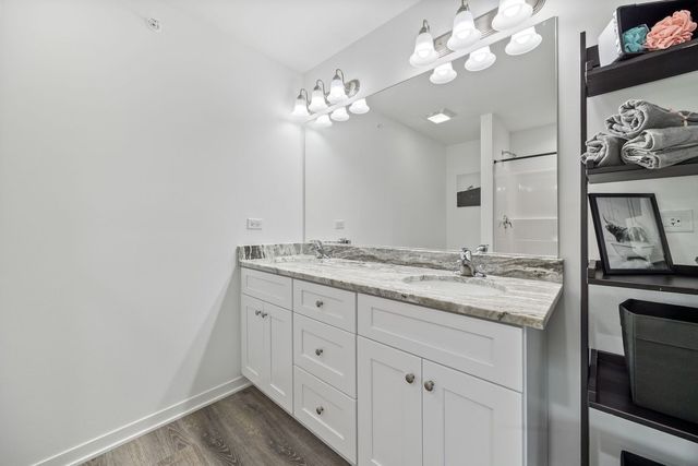 1201 Gillespie Lane, Yorkville, IL 60560