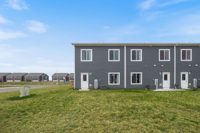 1201 Gillespie Lane, Yorkville, IL 60560