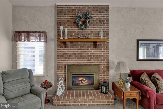 840 SHELBOURNE RD, Reading, PA 19606