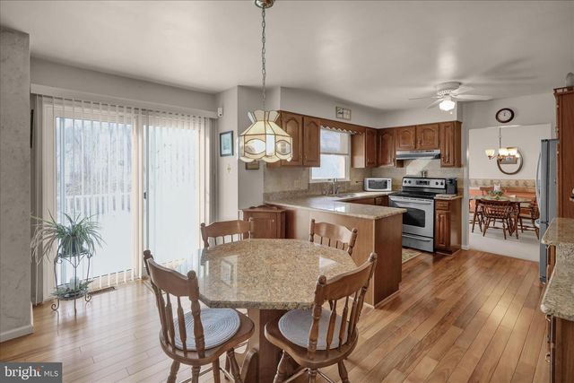 840 SHELBOURNE RD, Reading, PA 19606