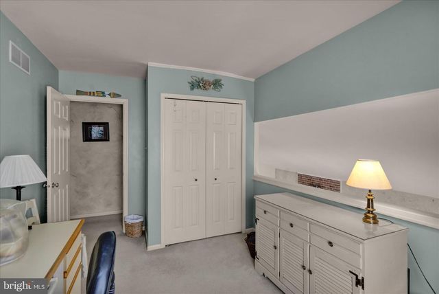 840 SHELBOURNE RD, Reading, PA 19606