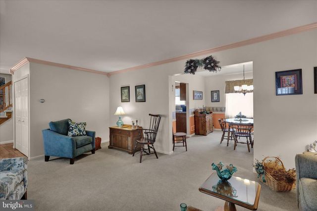 840 SHELBOURNE RD, Reading, PA 19606