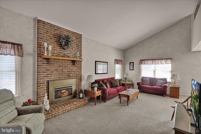 840 SHELBOURNE RD, Reading, PA 19606