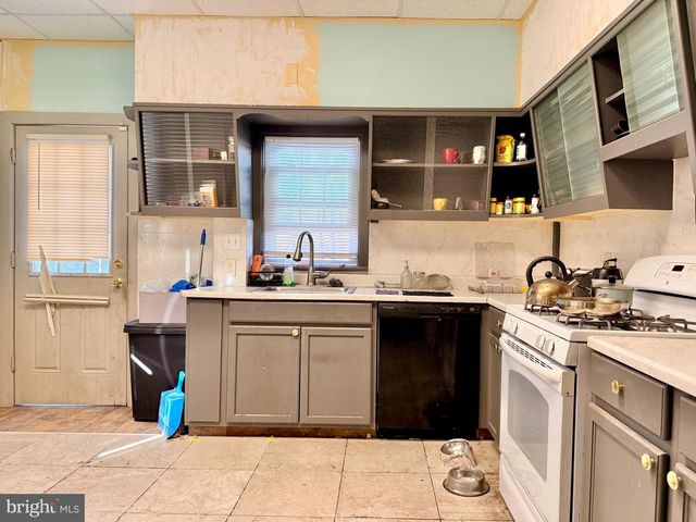 139 S SUSSEX ST, Gloucester City, NJ 08030