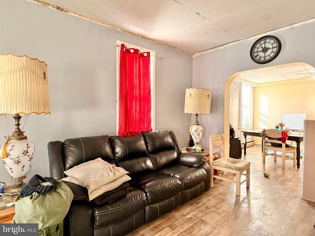 139 S SUSSEX ST, Gloucester City, NJ 08030