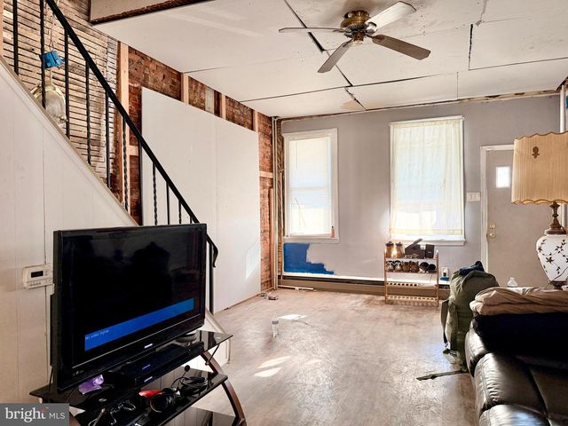 139 S SUSSEX ST, Gloucester City, NJ 08030