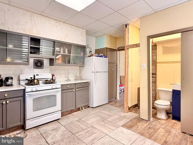 139 S SUSSEX ST, Gloucester City, NJ 08030