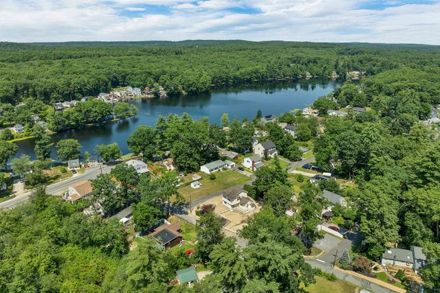 2 Dennison Avenue, Salem, NH 03079