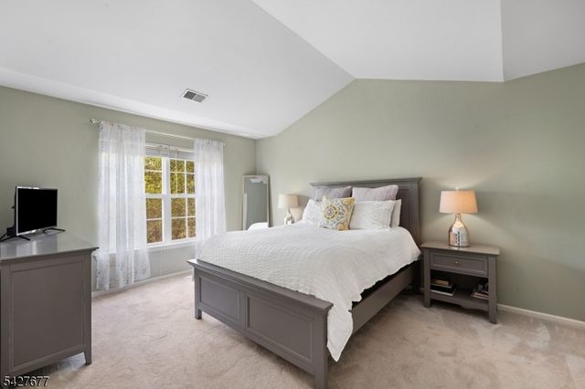 411 Boulder Ridge Dr, Randolph Twp., NJ 07869