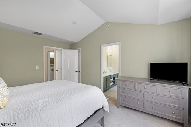 411 Boulder Ridge Dr, Randolph Twp., NJ 07869