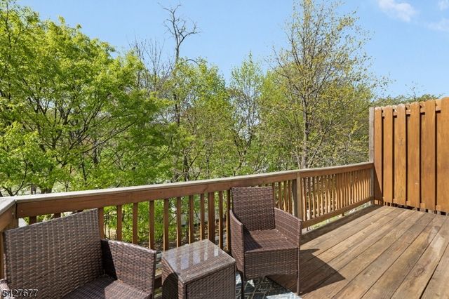 411 Boulder Ridge Dr, Randolph Twp., NJ 07869