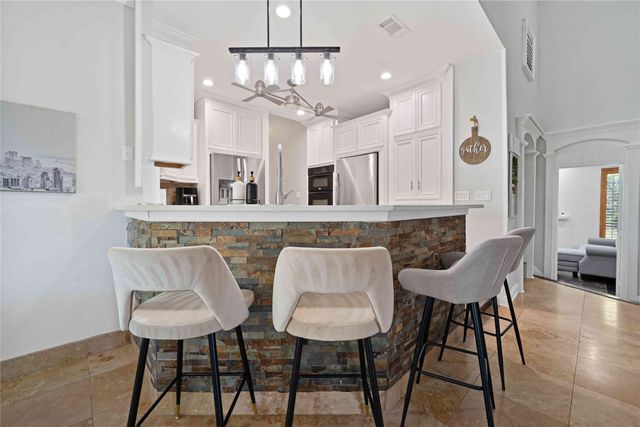 2711 Spyglass Drive, Carrollton, TX 75007