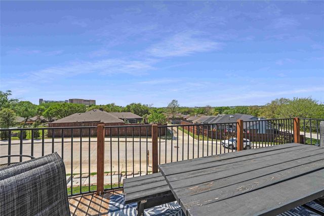 2711 Spyglass Drive, Carrollton, TX 75007