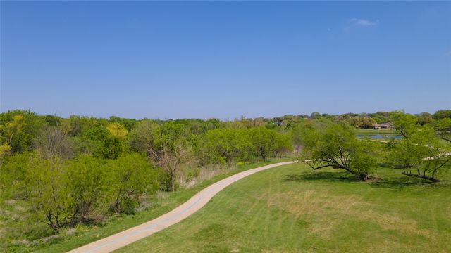 2711 Spyglass Drive, Carrollton, TX 75007