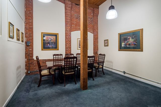 25 Grand Street APT 203, Norwalk, CT 06851