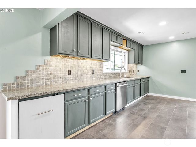 243 N Shepherd Road, Washougal, WA 98671