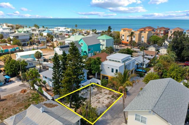 119 95TH AVENUE, Treasure Island, FL 33706