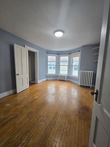 512-514 Saint Paul Street, Burlington, VT 05401