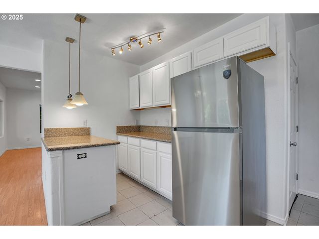 6511 Nw SAINT HELENS Rd, Portland, OR 97210