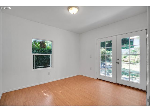 6511 Nw SAINT HELENS Rd, Portland, OR 97210