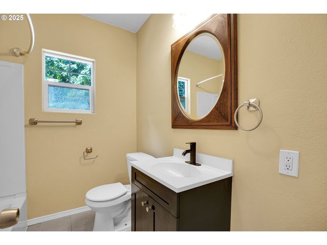 6511 Nw SAINT HELENS Rd, Portland, OR 97210