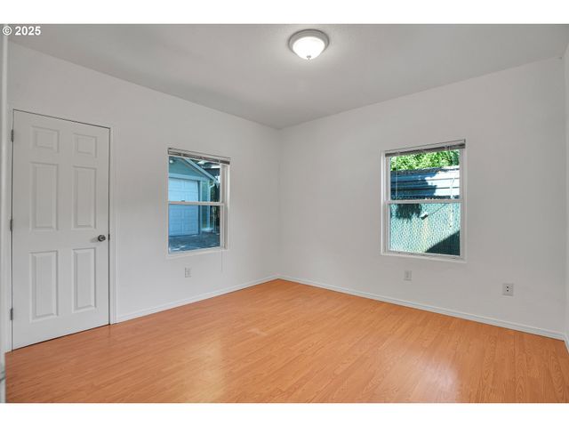 6511 Nw SAINT HELENS Rd, Portland, OR 97210