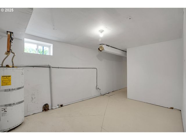 6511 Nw SAINT HELENS Rd, Portland, OR 97210