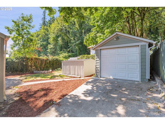 6511 Nw SAINT HELENS Rd, Portland, OR 97210