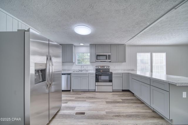 7923 Santa Rosa Avenue, Panama City, FL 32409