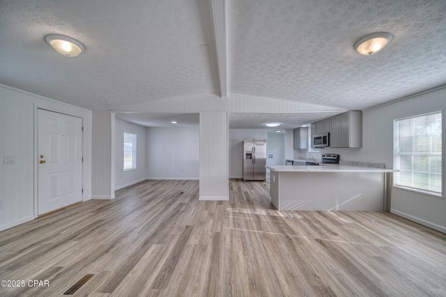 7923 Santa Rosa Avenue, Panama City, FL 32409