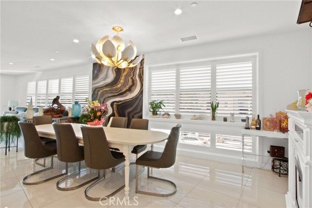 208 Ocean Place, Seal Beach, CA 90740