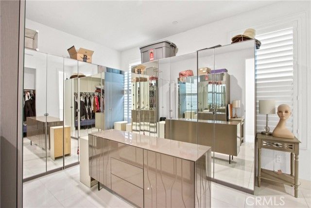 208 Ocean Place, Seal Beach, CA 90740