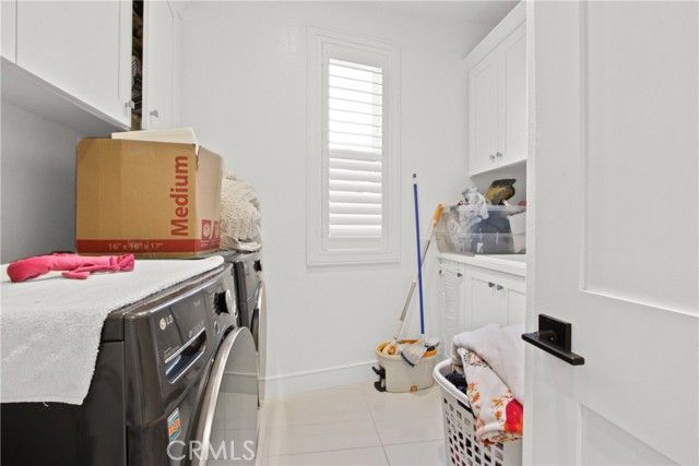 208 Ocean Place, Seal Beach, CA 90740