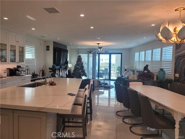 208 Ocean Place, Seal Beach, CA 90740