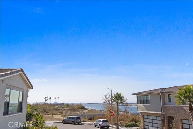 208 Ocean Place, Seal Beach, CA 90740
