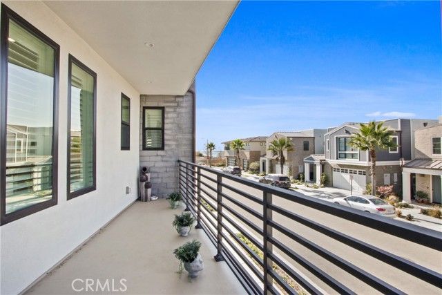 208 Ocean Place, Seal Beach, CA 90740