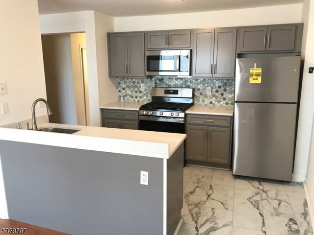 56 Ferguson St, Newark City, NJ 07105