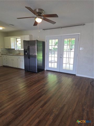 919 Holly Street, Copperas Cove, TX 76522