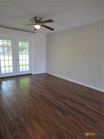 919 Holly Street, Copperas Cove, TX 76522