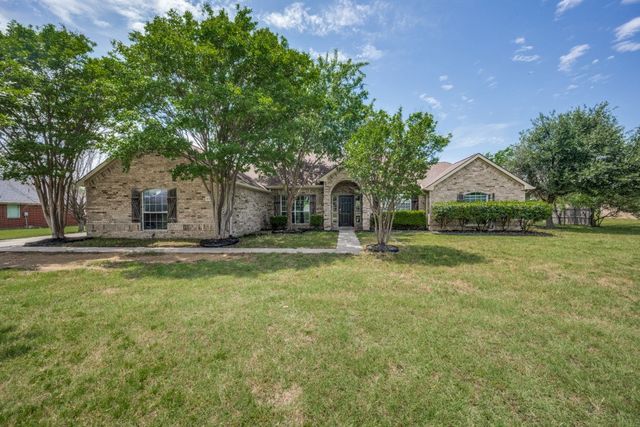 802 Fairmeadow Circle, Krugerville, TX 76227