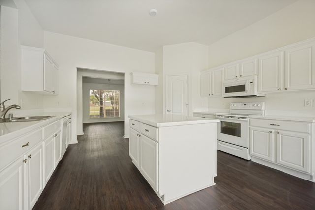 802 Fairmeadow Circle, Krugerville, TX 76227