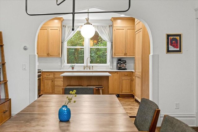 2031 Lincoln Avenue, Saint Paul, MN 55105