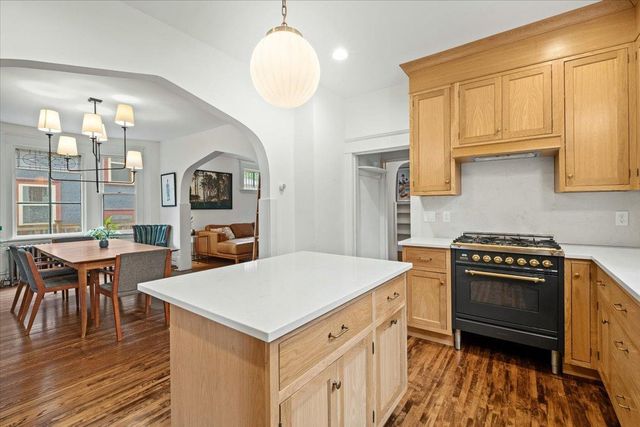 2031 Lincoln Avenue, Saint Paul, MN 55105