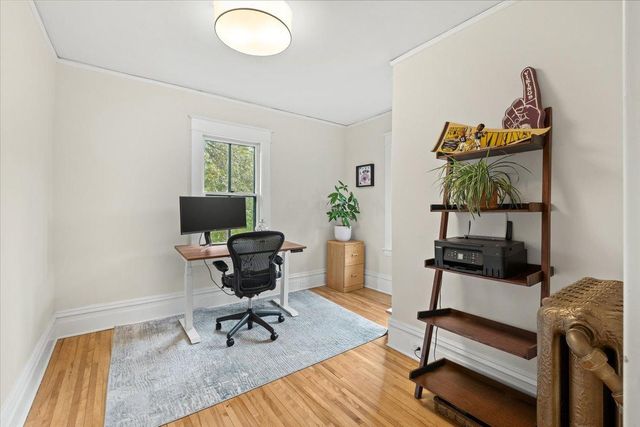 2031 Lincoln Avenue, Saint Paul, MN 55105