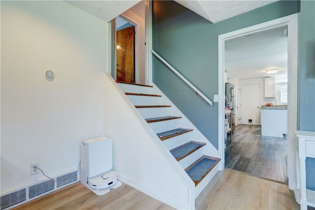 79 Ross Brook Drive, Penfield, NY 14625