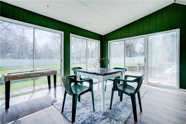 79 Ross Brook Drive, Penfield, NY 14625